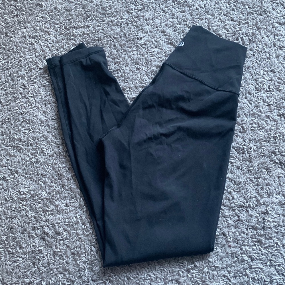 Black Lululemon Wunder Under Leggings